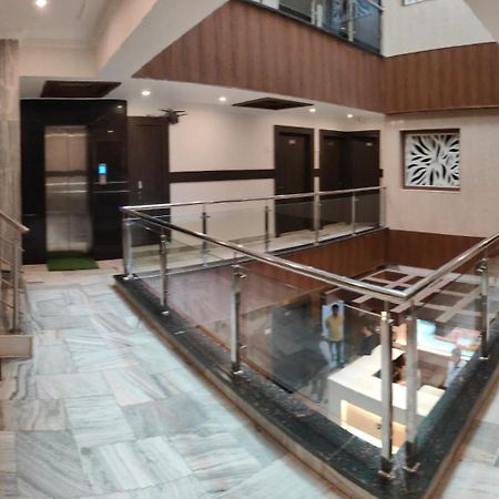 Hotel Krishna Katra  Εξωτερικό φωτογραφία