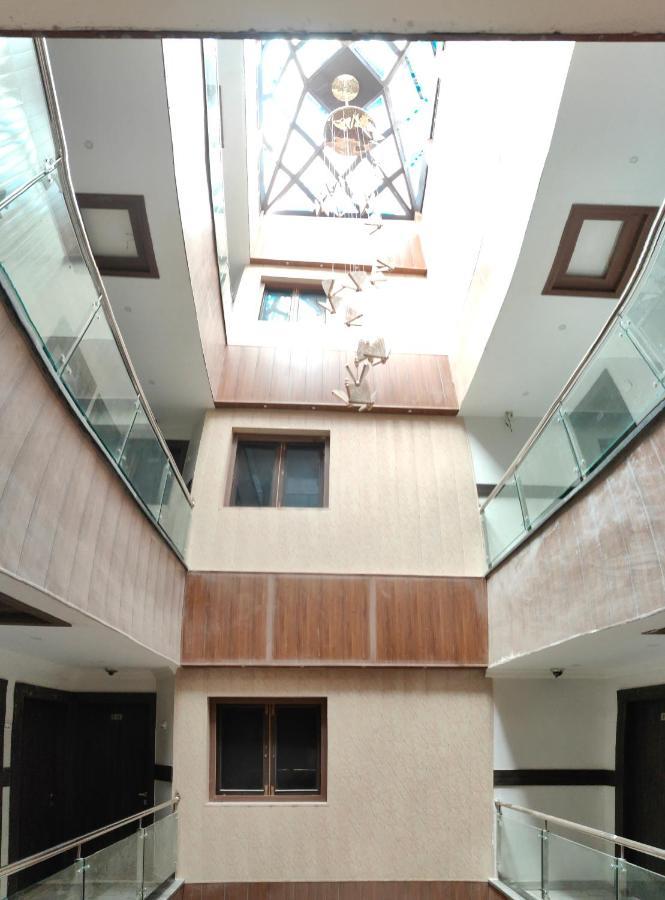 Hotel Krishna Katra  Εξωτερικό φωτογραφία